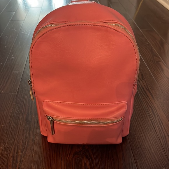 Pink Matt and Nat Side backpack - Picture 2 of 3